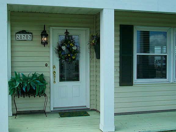  BEVELED GLASS DOOR ENTRY