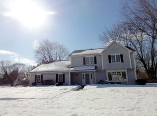 1358 Albany Ln, Rockford, IL 61107