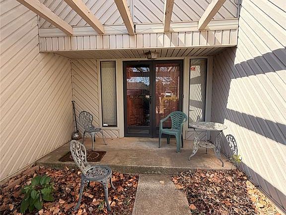 4th image of 7928 Maehs Ln
