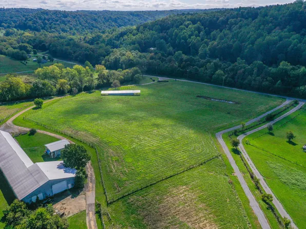 1013 Old Mitchellsburg Rd, Parksville, KY 40464