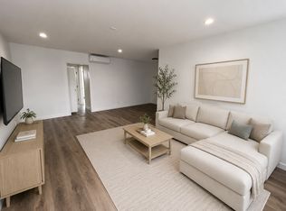 4800 August St APT 11, Los Angeles, CA 90008