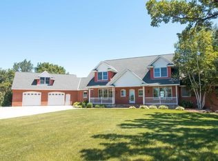 9605 320th St W, Northfield, MN 55057
