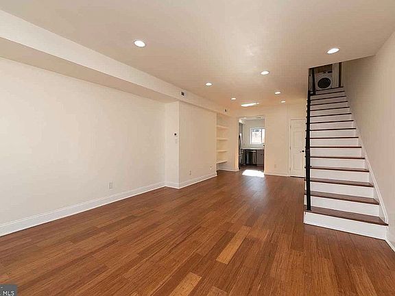 4th image of 510 Manton St
