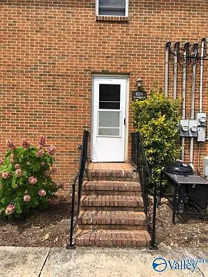 8204 Willowbrook Cir SE #C — Photo 10