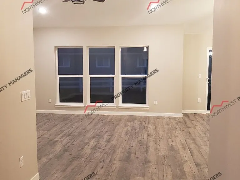 55 Tyce Ln — Photo 4