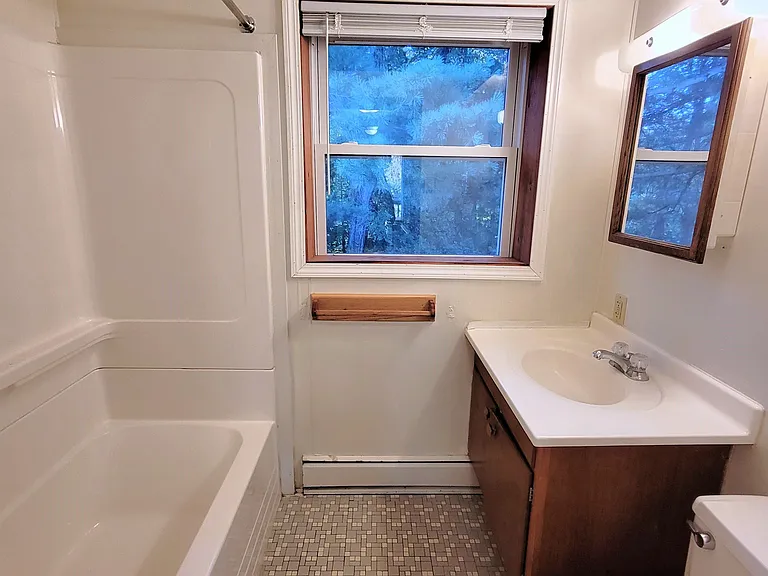 545 Birchcrest Dr — Photo 15