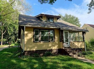 334 Albert St S, Saint Paul, MN 55105