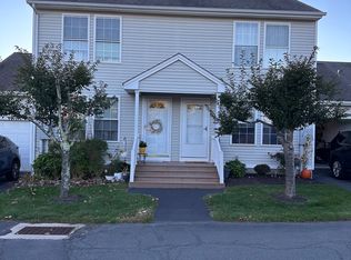 3 Sable Ct #3, Farmington, CT 06032
