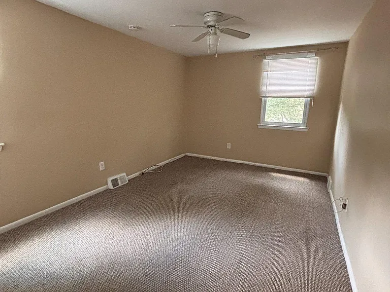1730 Borbeck Ave #2F — Photo 20