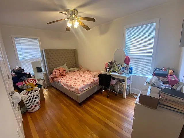 3 bed, 1100 sqft, $3,500 — Photo 3
