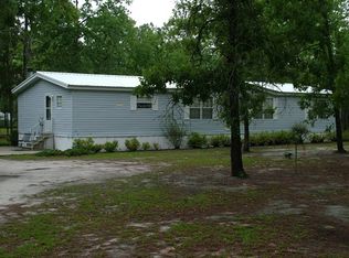 7028 Blue Lake Rd, Blackshear, GA 31516