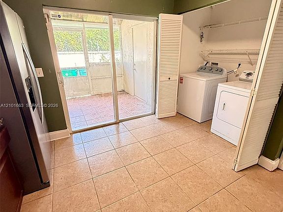 5th image of 4902 SW 31st Ter