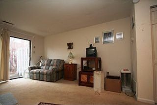 2nd image of 2530 E North St APT 6A