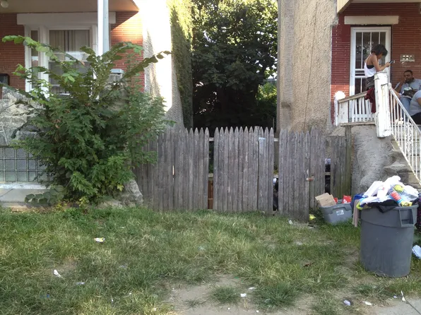 218 W Seymour St, Philadelphia, PA 19144