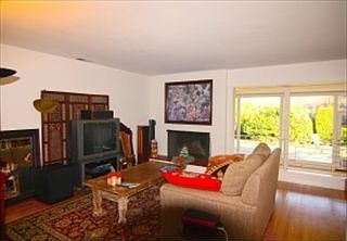 5th image of 238 E Calle Laureles