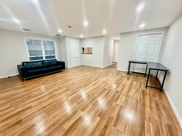 1 Maude St APT 3, Malden, MA 02148