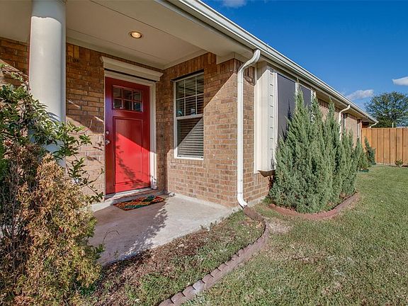 2nd image of 2700 Watercress Dr