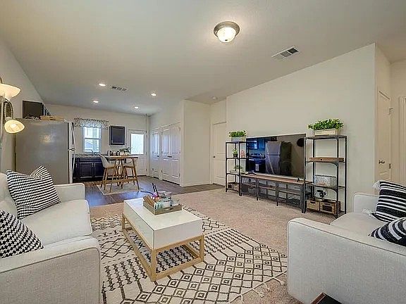 4th image of 19403 Caymus Dr