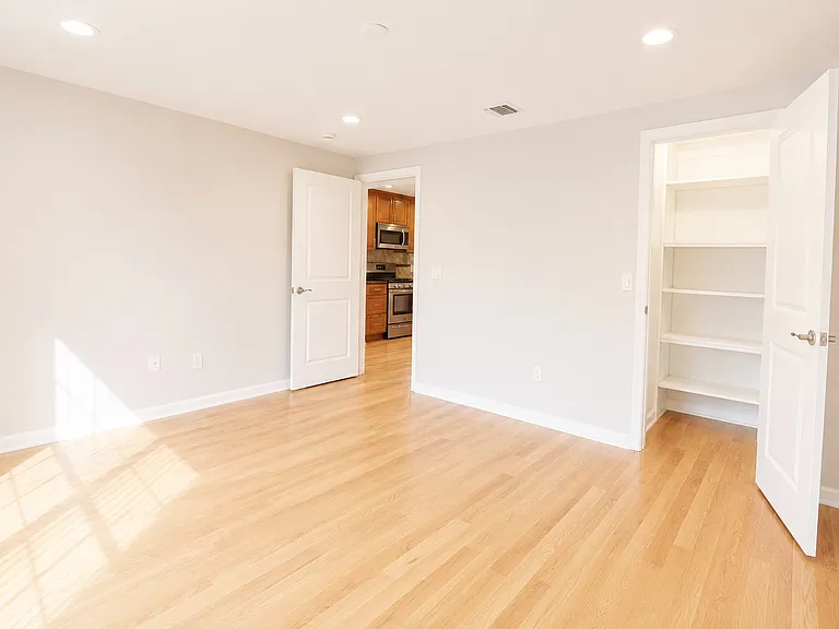 528 Cumberland St #2 — Photo 26