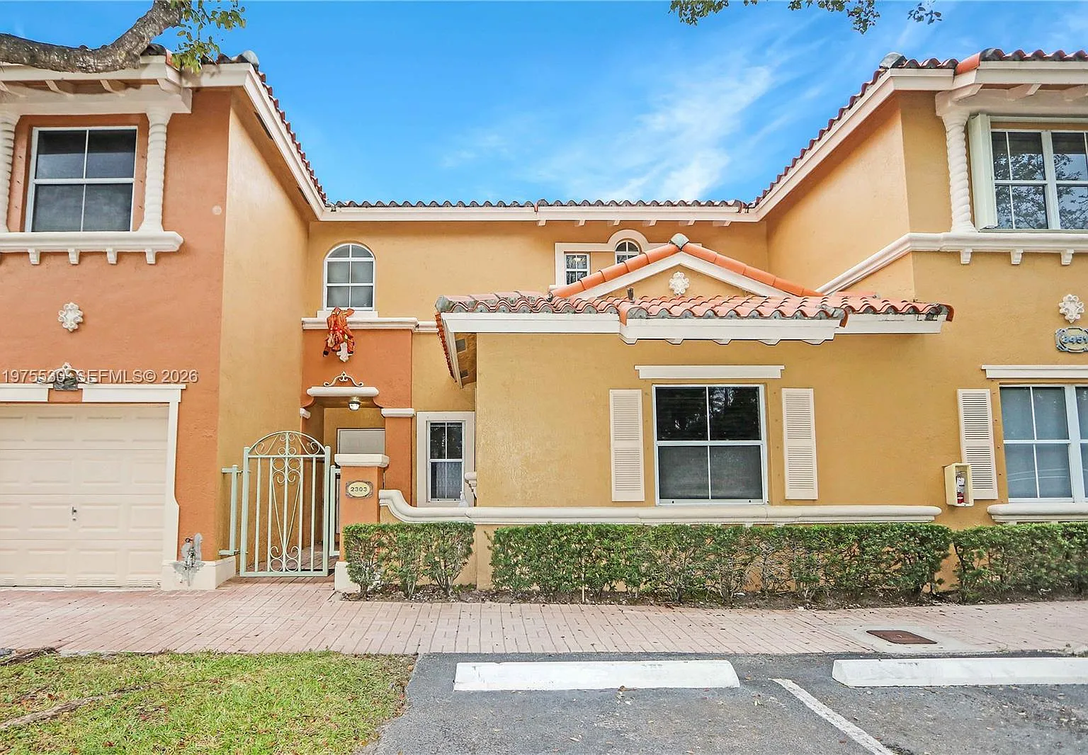 8451 Nw 138th St - 8451 Nw 138th St # 2303 Miami Lakes, Fl 33016 — Photo 1
