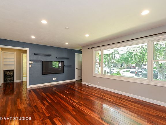 4th image of 316 Garden Ct