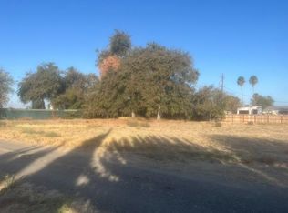 147 N St, Firebaugh, CA 93622