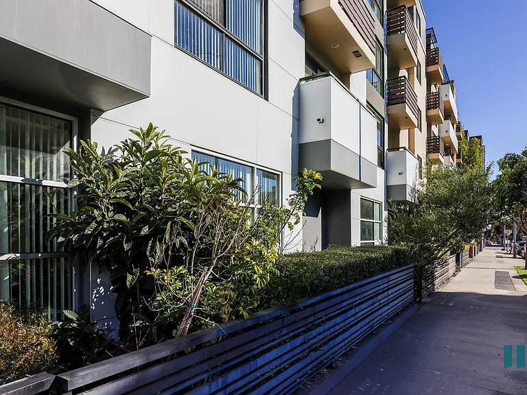 Sidewalk View