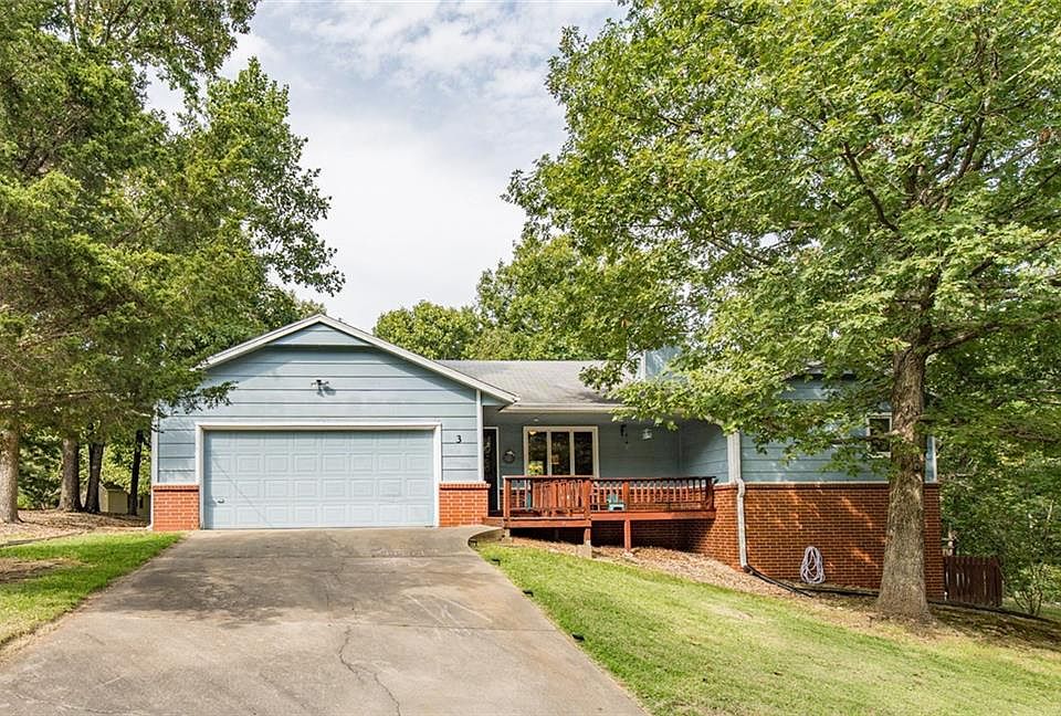 1st image of 3 Sandlin Ln