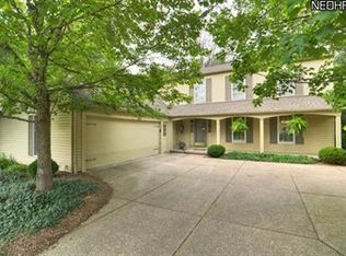 31240 Marvis Dr, Bay Village, OH 44140