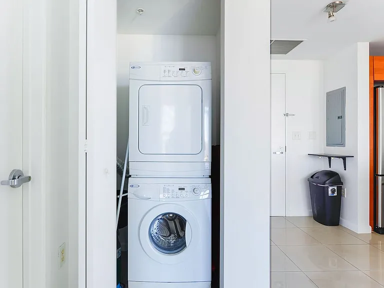 Washer/Dryer