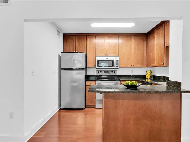 210 5th Ave S #403 — Photo 13