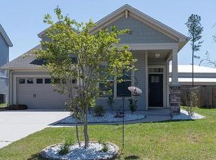 211 Palmetto Walk Dr, Summerville, SC 29486