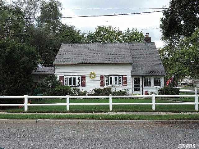 1st image of 2521 5th St