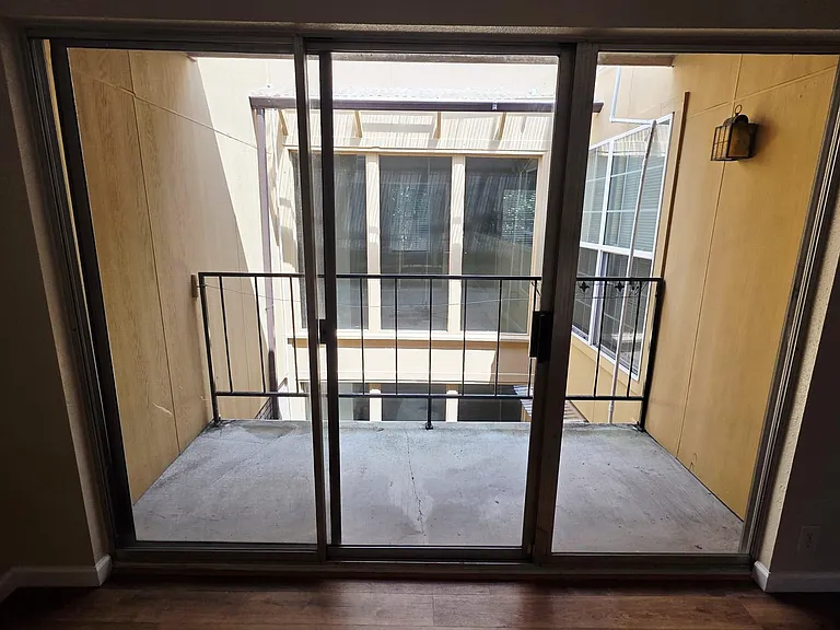 2323 Augusta Dr #38 — Photo 11