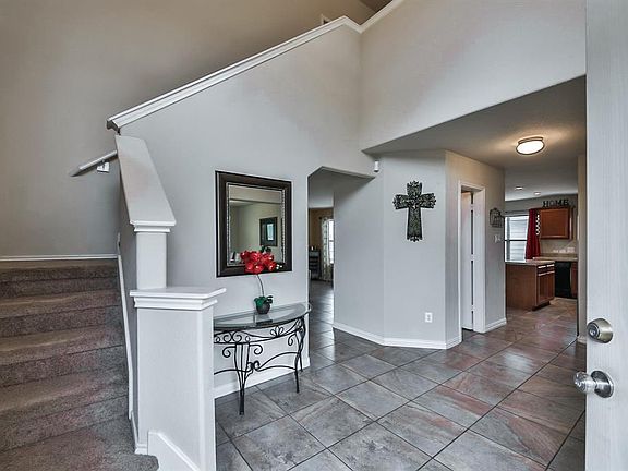 4th image of 20310 Silent Vale Ln