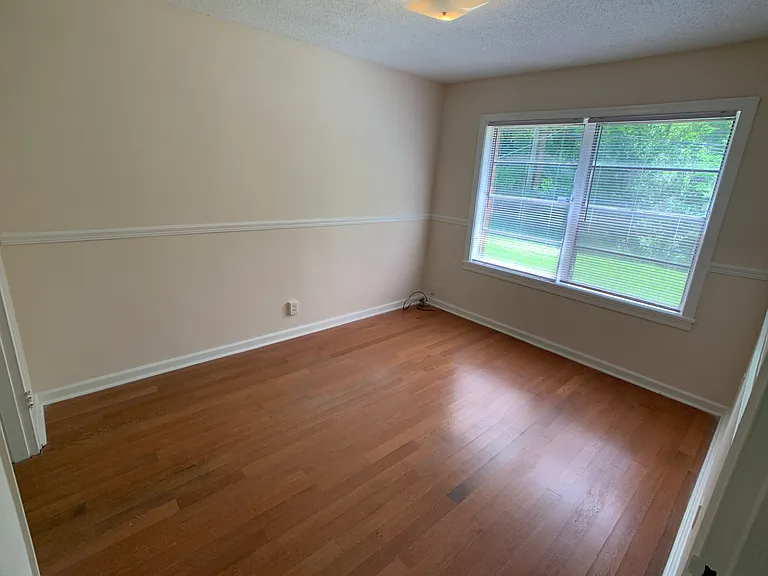 1684 Valley Ave — Photo 24