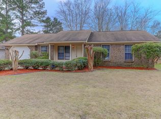 7763 Rosin Dr, North Charleston, SC 29418