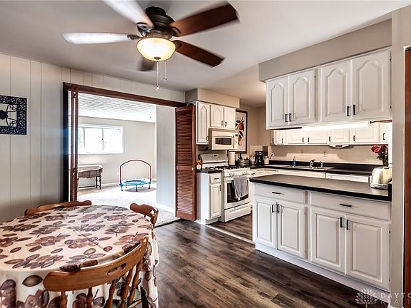5th image of 4612 Knobhill Dr