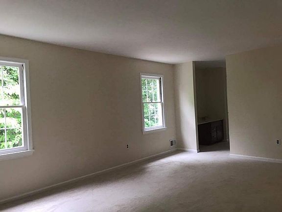 Large Master Baedroom with e