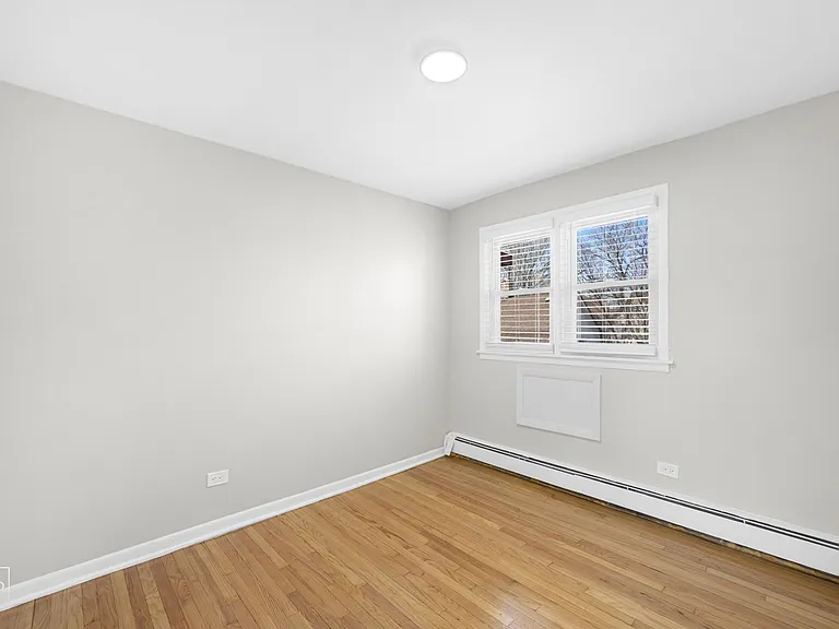 7620 S Coles Ave — Photo 8