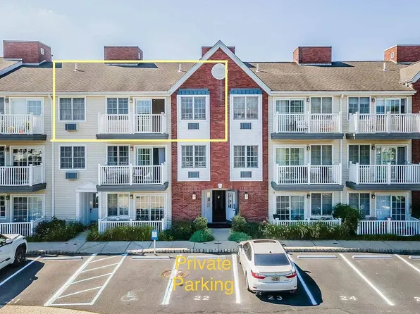 94-50 Magnolia Ct #A, Ozone Park, NY 11417