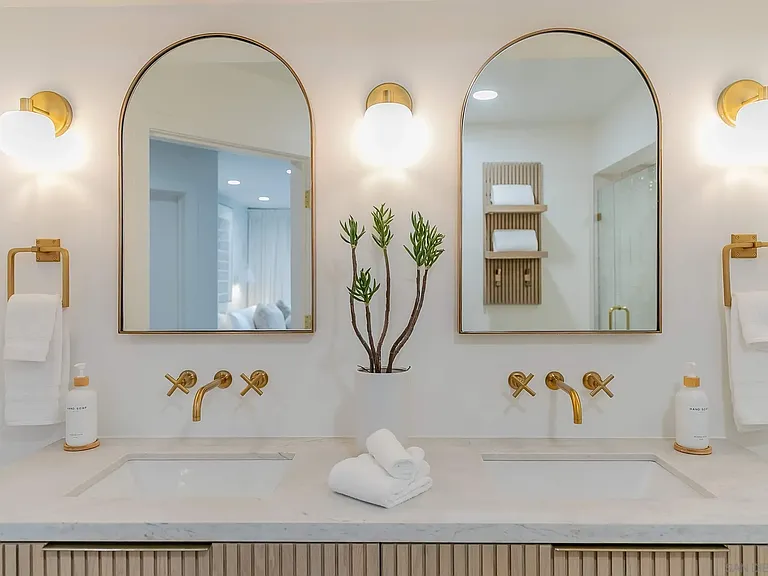 229 Bonair St — Photo 37
