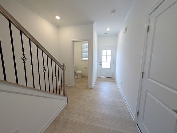 3rd image of 1809 Pheasant Trace Cir
