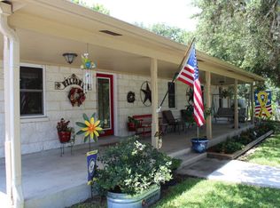 240 Oak Ter, Seguin, TX 78155