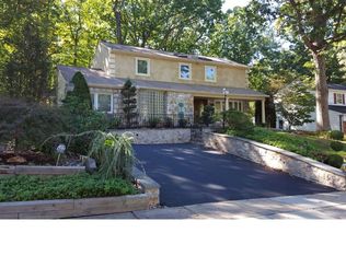 3208 W Bruce Dr, Dresher, PA 19025