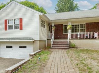 277 E Northfield Rd, Livingston, NJ 07039