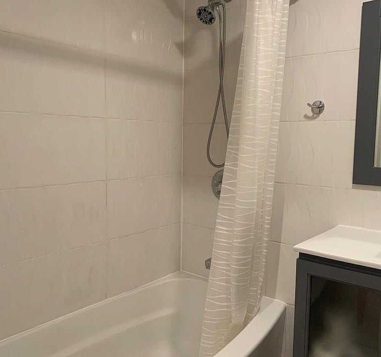 1st image of 3426 Kings Hwy