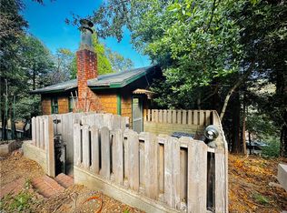 23359 Outlook Ln, Crestline, CA 92325