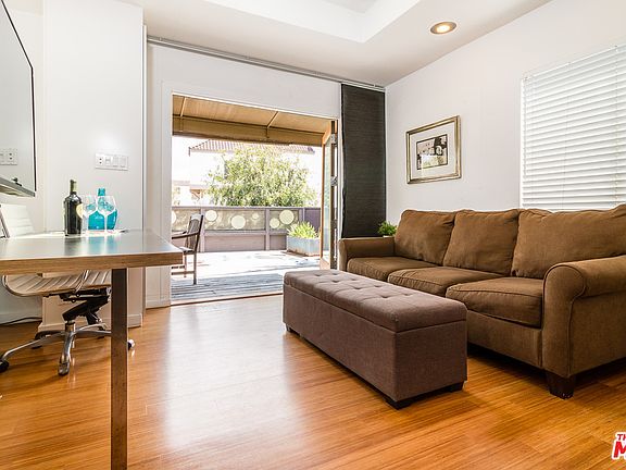 2nd image of 363 Rose Ave #1