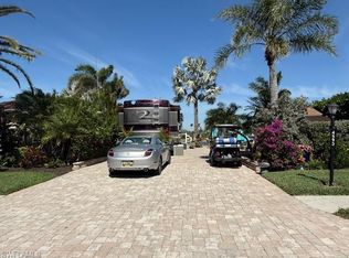 4593 Southern Breeze DR, NAPLES, FL 34114